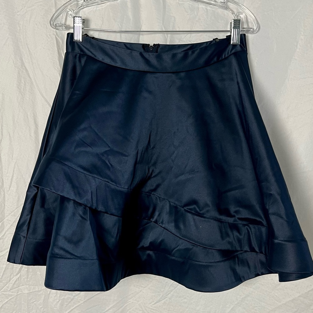 New satin navy skirt with tulle